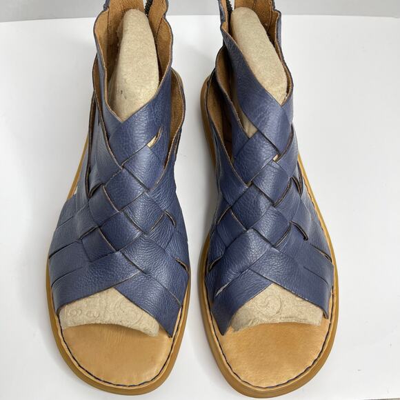 Born women’s Iwa woven Sandals size 8 Blue Leather Gladiator - Picture 2 of 11